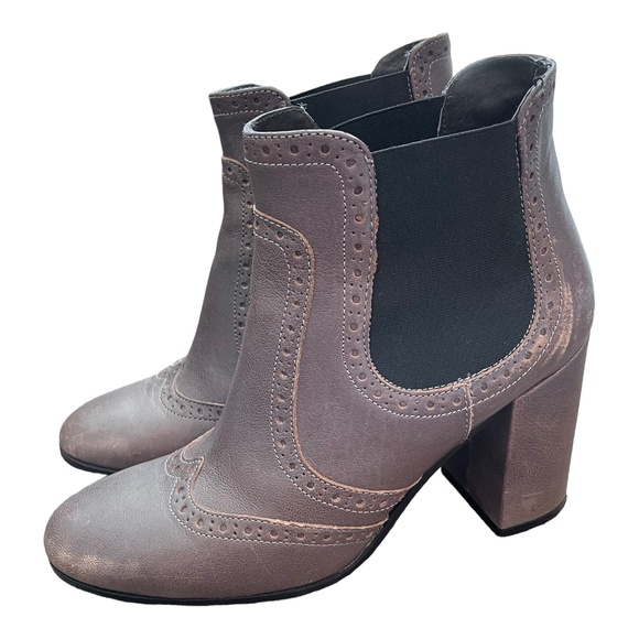 Shoes - Anthropologie Paola Ferri Womens City Stomper Ankle Boots Brown Leather Shoes 38